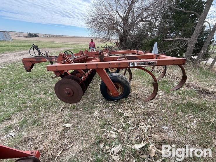 bush-hog-1550-image-8