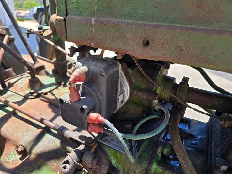 john-deere-model-b-image-32