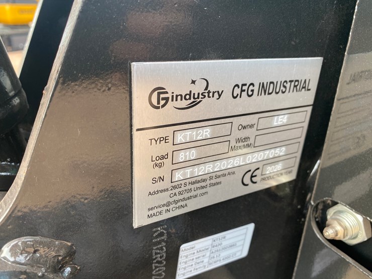 #5555-•-2026-cfg-kt12r-mini-excavator-image-12