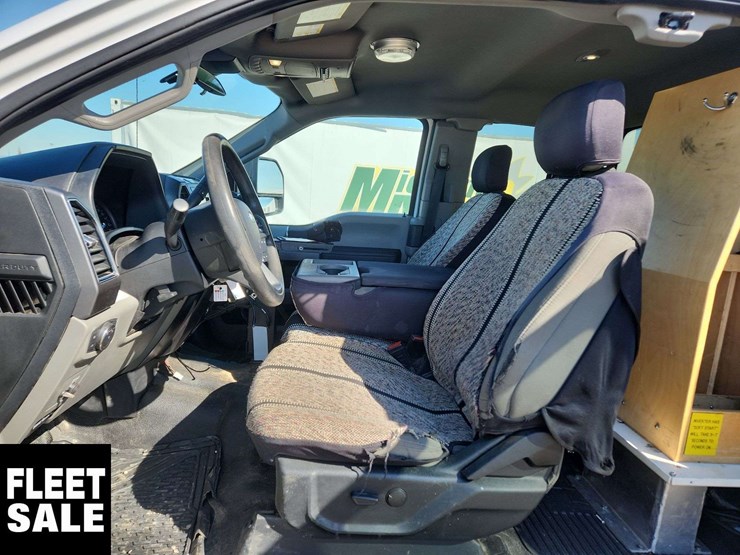 2020-ford-f350-image-16