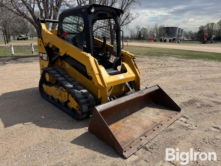2020-caterpillar-259d-image-3