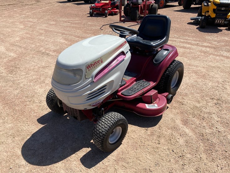 #1545-•-white-lt1850-hydro-riding-lawn-mower-image-1