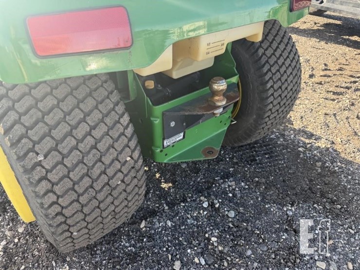 2000-john-deere-325-image-13