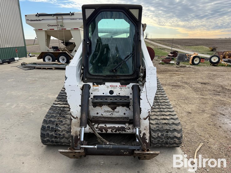 2005-bobcat-t300-image-2
