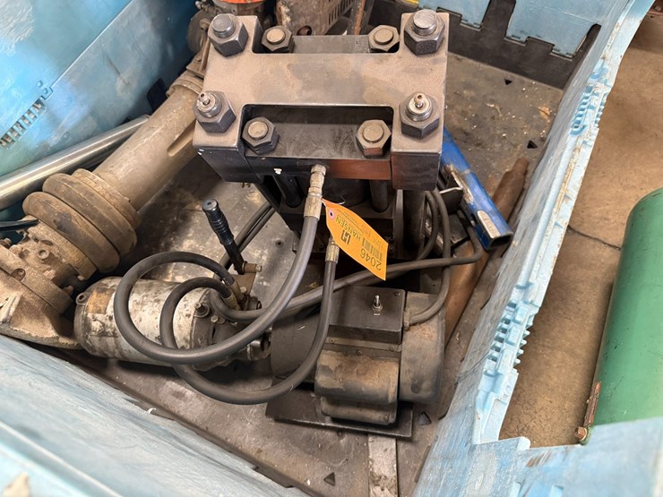 #2046-•-hydraulic-hose-press-with-dies-image-1