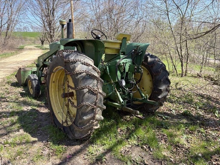 john-deere-3020-image-4