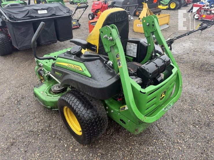 2020-john-deere-z915e-image-4