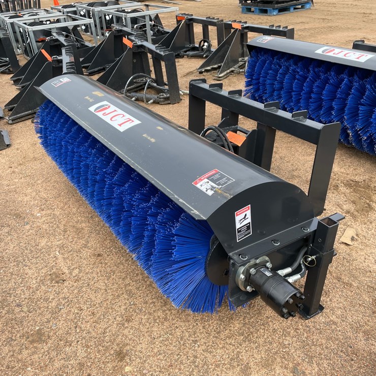 #4133 • JCT 72" Hydraulic Sweeper Angle Broom