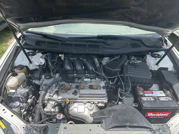 #3-•-2005-toyota-avalon-image-14