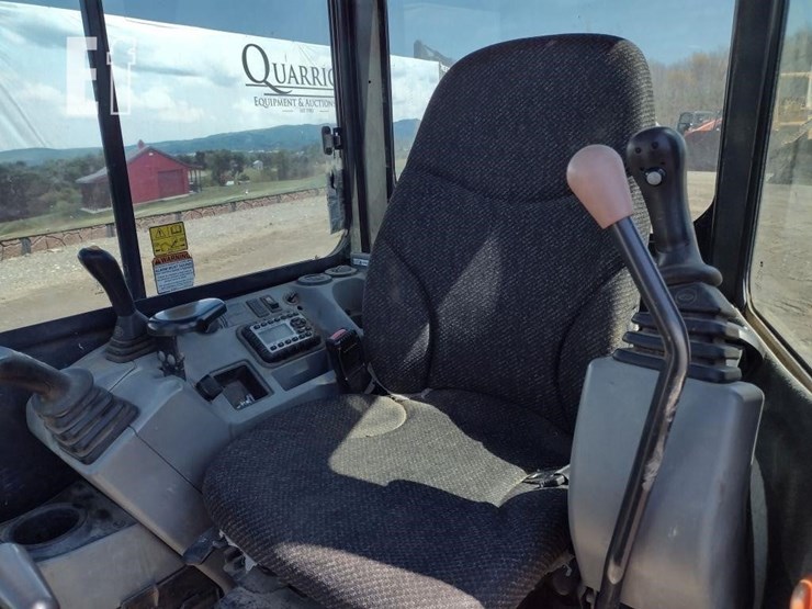 2016-bobcat-e50-image-9