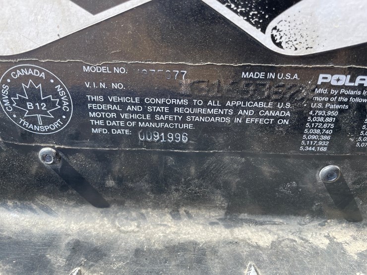 #1590-•-1996-polaris-indy-xcr-600-snowmobile-(no-reg-card)-image-9