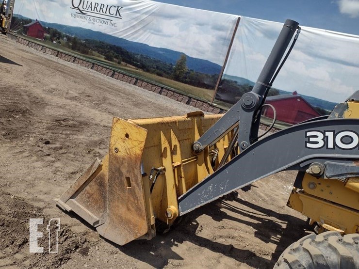 2010-deere-310j-image-21