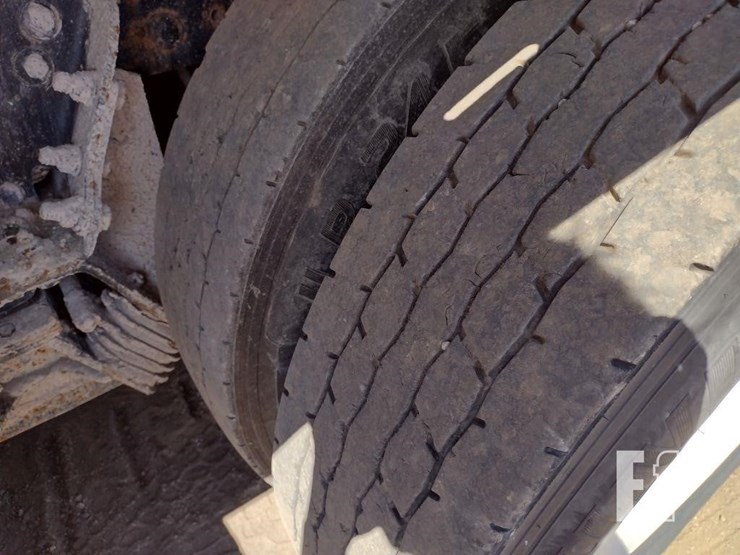 2008-kenworth-t800-image-22