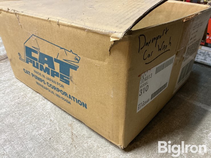 caterpillar-310-image-13