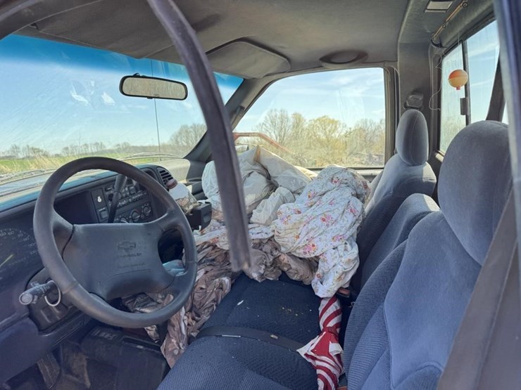 1996-chevrolet-silverado-1500-image-11