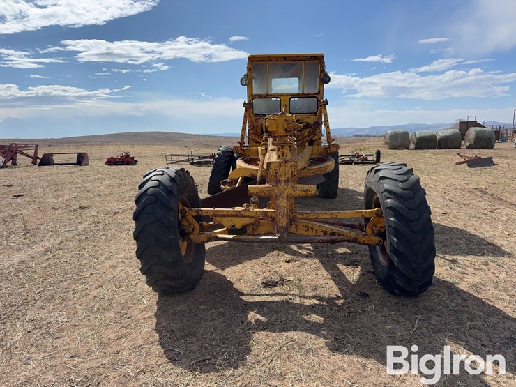 caterpillar-12-image-2