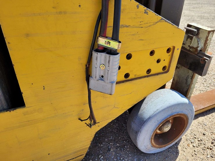 yale-type-e-forklift-image-6