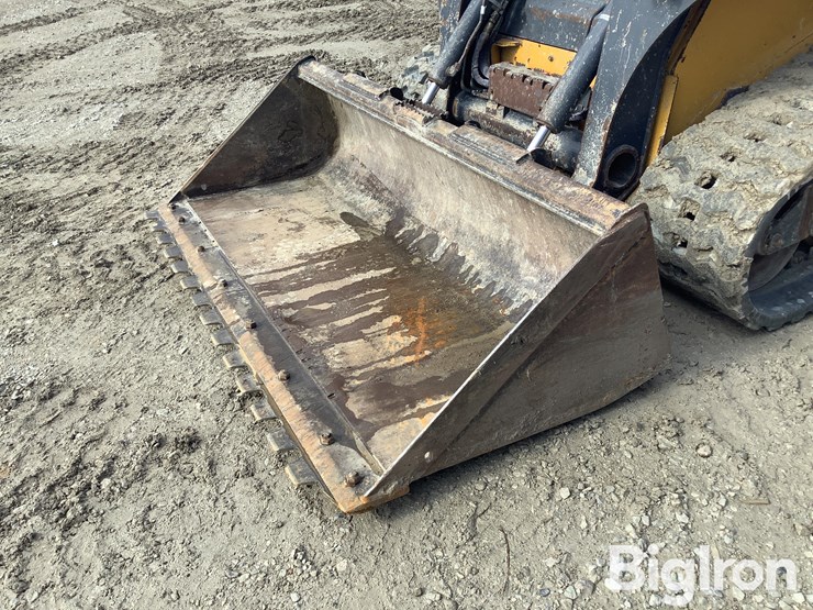2021-deere-325g-image-10