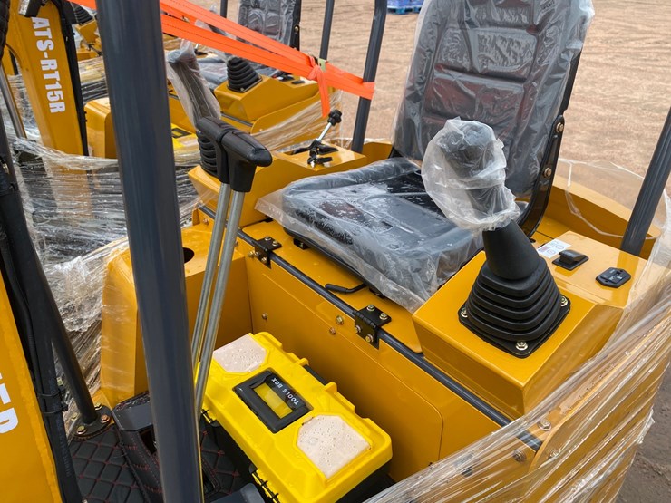 #5540-•-new-ats-rt15r-mini-excavator-image-11