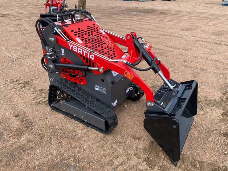 #5570-•-agt-ysrt14-tracked-mini-skid-steer-image-3