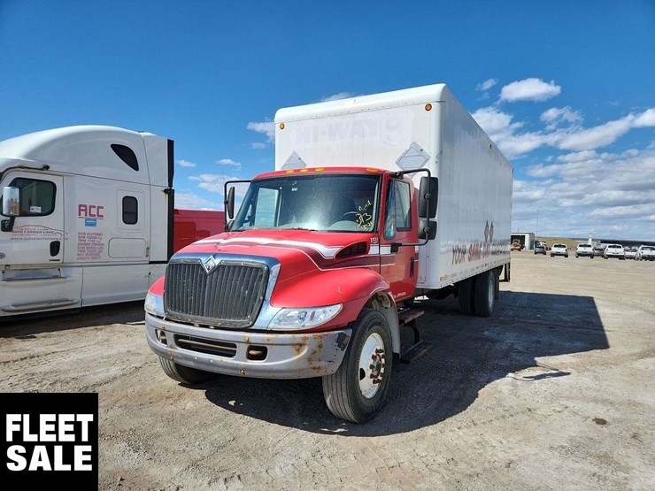 2007-international-durastar-4300-image-1