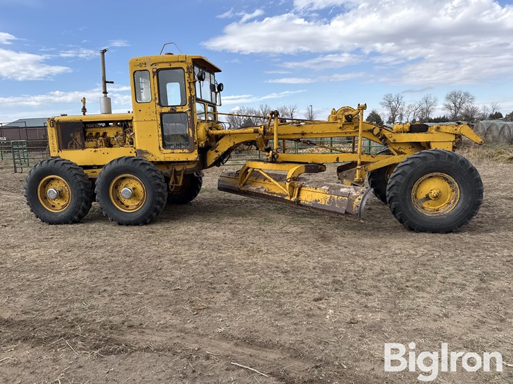 caterpillar-12-image-4