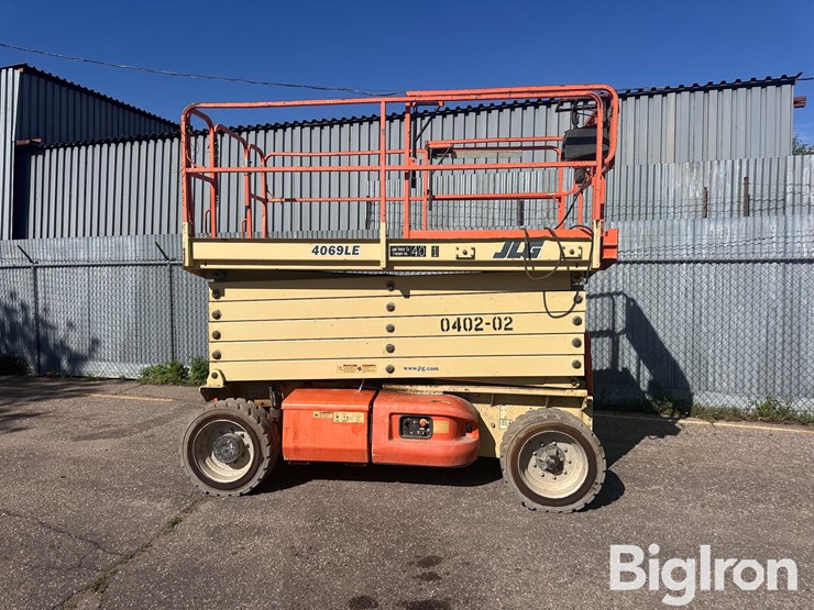 jlg-4069le-image-2