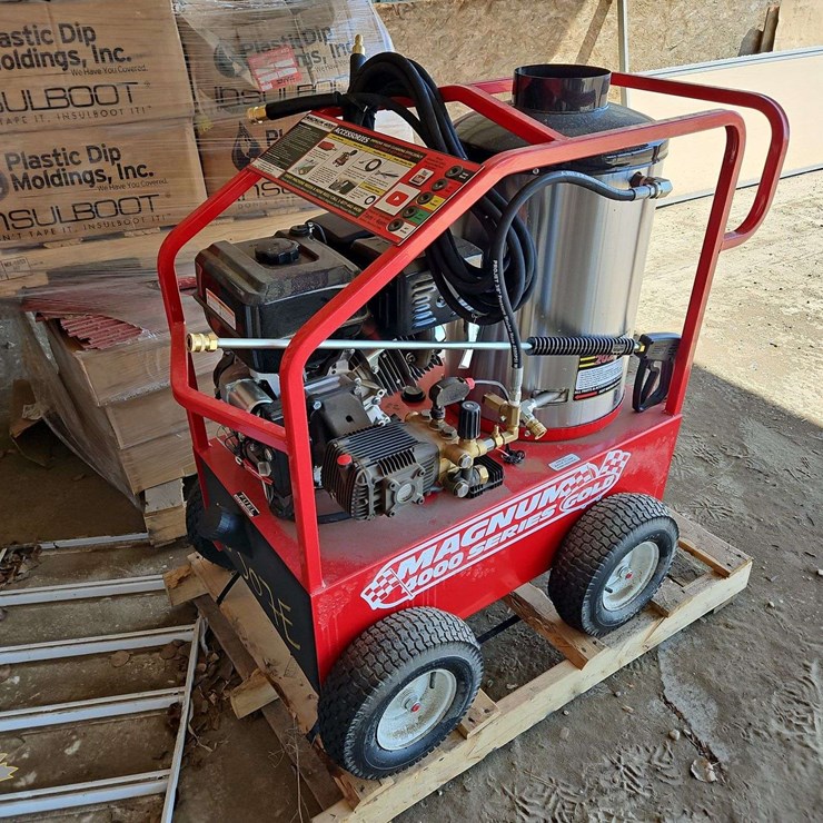Unused Easy Kleen Magnum 4000 Series Pressure Washer