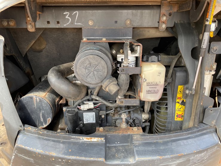 2020-bobcat-e32i-image-29