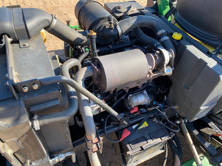 2014-john-deere-1600t-image-41