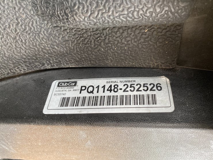 #1579-•-club-car-electric-golf-cart-with-charger-image-21