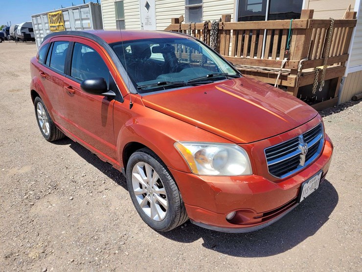 2010-dodge-caliber-image-2