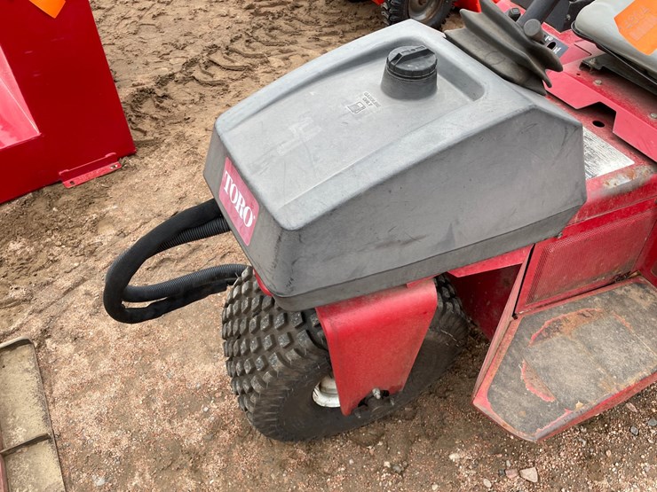 #1548-•-toro-sand-pro-5000-sand-leveler-image-17