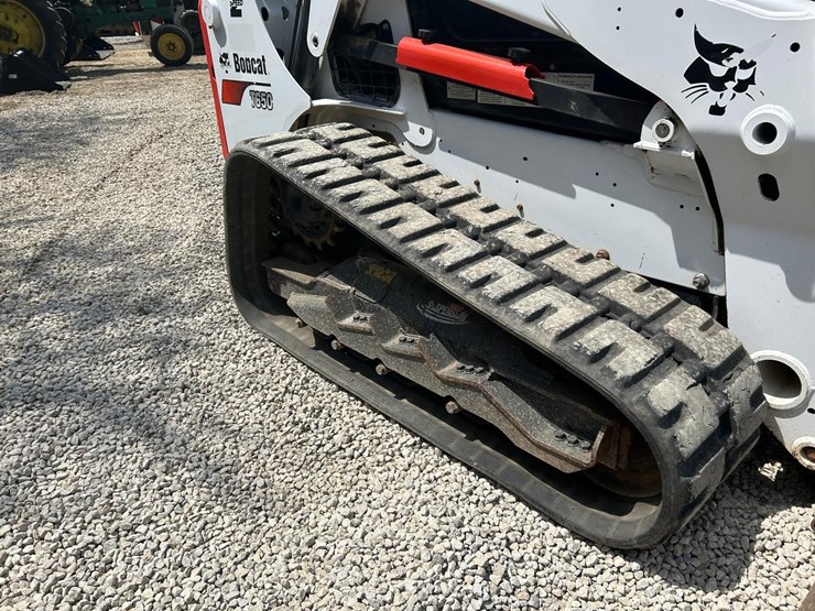 bobcat-t650-image-12
