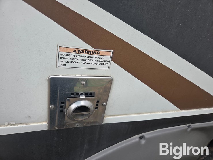 2013-coachmen-chaparral-lite-280rls-26'-camper-image-13