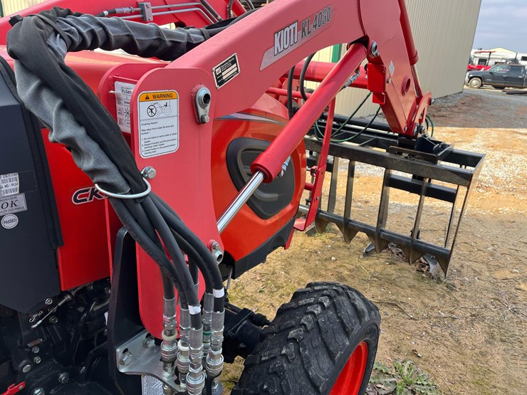 2023-kioti-ck2610mb-compact-utility-tractor-w/loader-image-15
