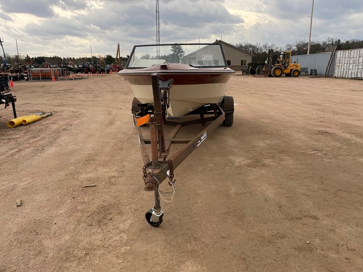 #1567-•-1987-sylvan-19'-boat-with-trailer-(no-title/reg.-card)-image-2