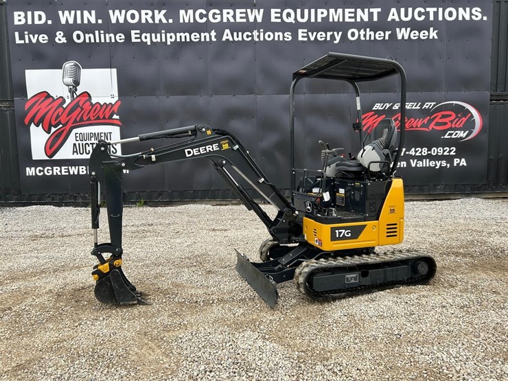 2023-deere-17g-image-1