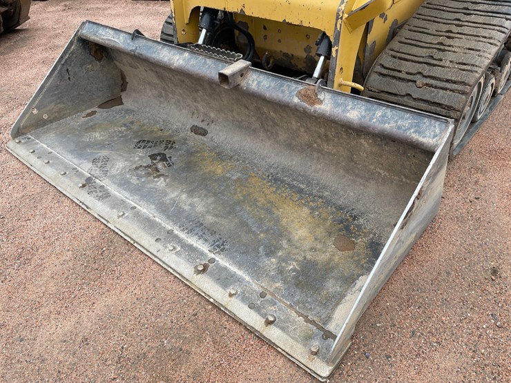 2014-caterpillar-287d-image-10