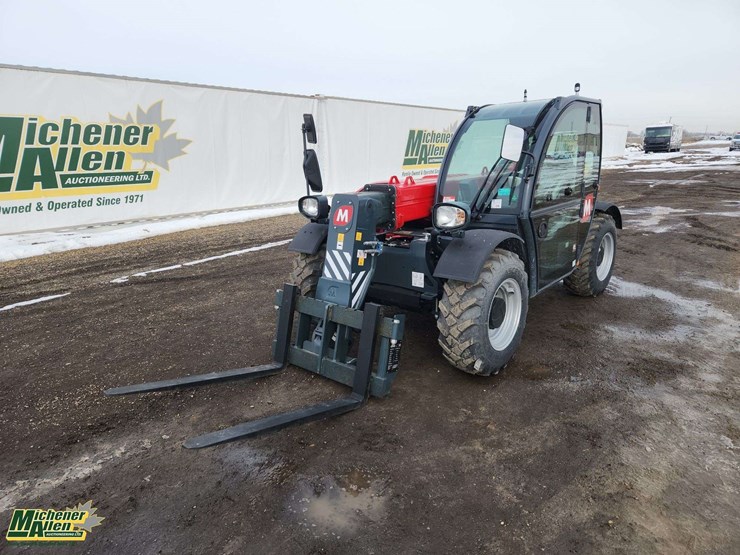 2025-magni-th-3.6-d5/d-3000-kg-telehandlers-image-1