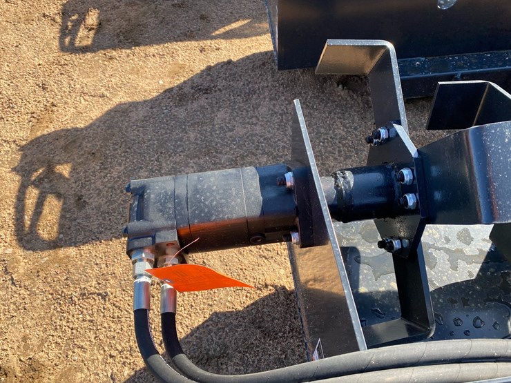 #4108-•-72"-jct-hydraulic-tiller-attachment-image-4