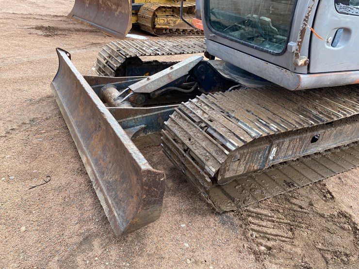 2005-hitachi-zx80-image-22