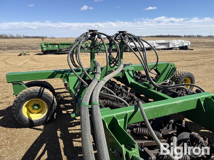 2001-john-deere-1860-image-20