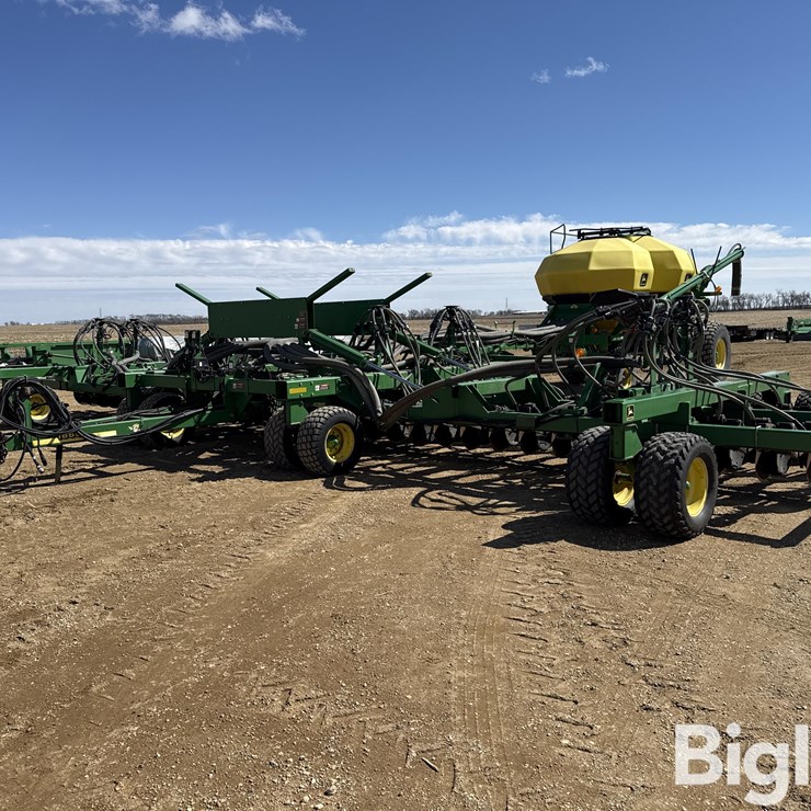 2001 JOHN DEERE 1860