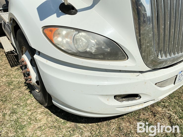 2011-international-prostar-image-12