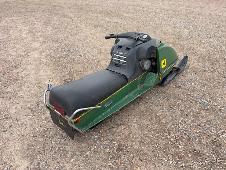 john-deere-400-image-3