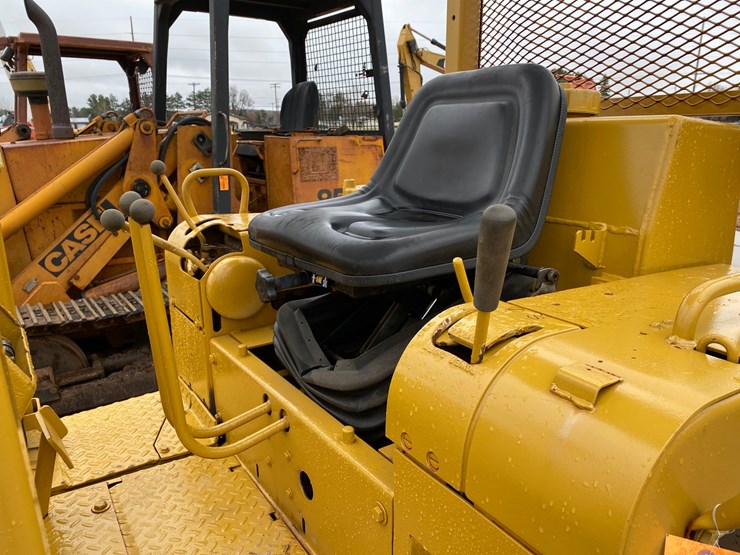 international-td8-image-38