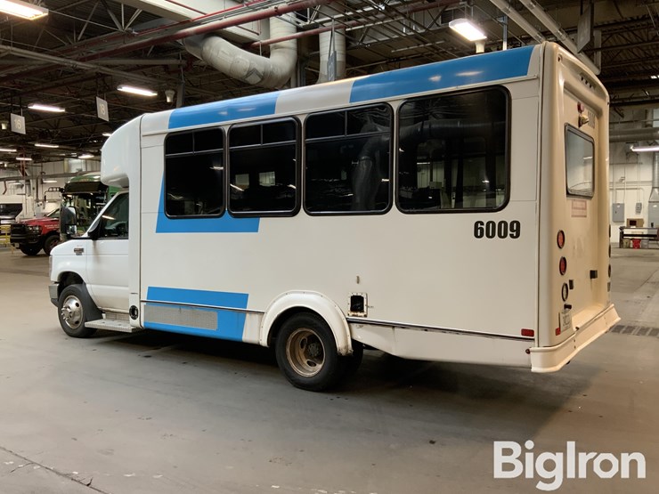 2018-ford-e450-image-7