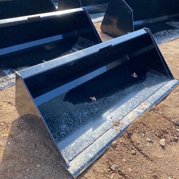 #4059 • Swict 66" Skid Steer Bucket