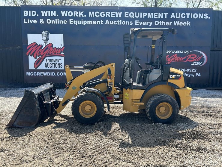 2019-caterpillar-903d-image-1